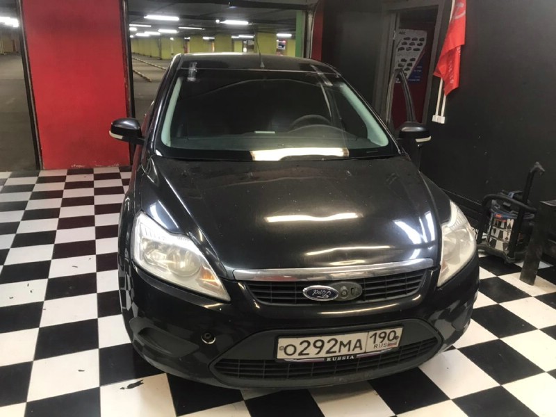Замена лобового стекла Ford Focus 2