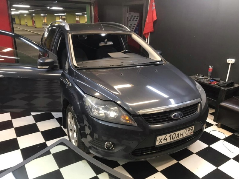 Замена лобового стекла Ford Focus 2