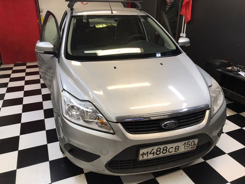 Замена лобового стекла Ford Focus 2