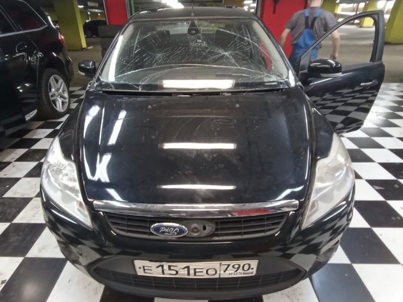 Замена лобового стекла Ford Focus 2