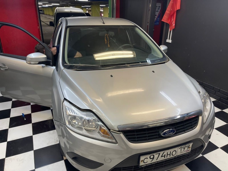 Замена лобового стекла Ford Focus 2