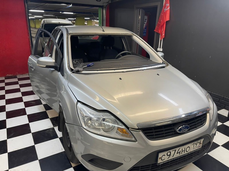Замена лобового стекла Ford Focus 2
