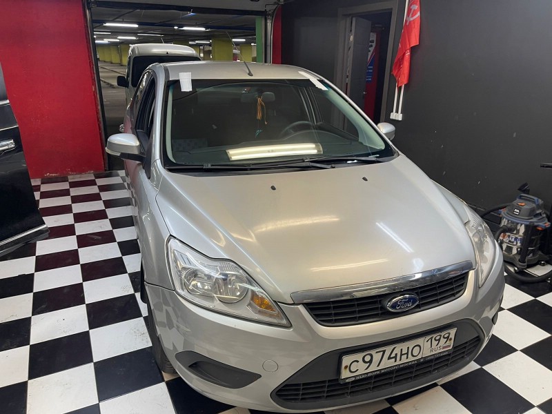 Замена лобового стекла Ford Focus 2