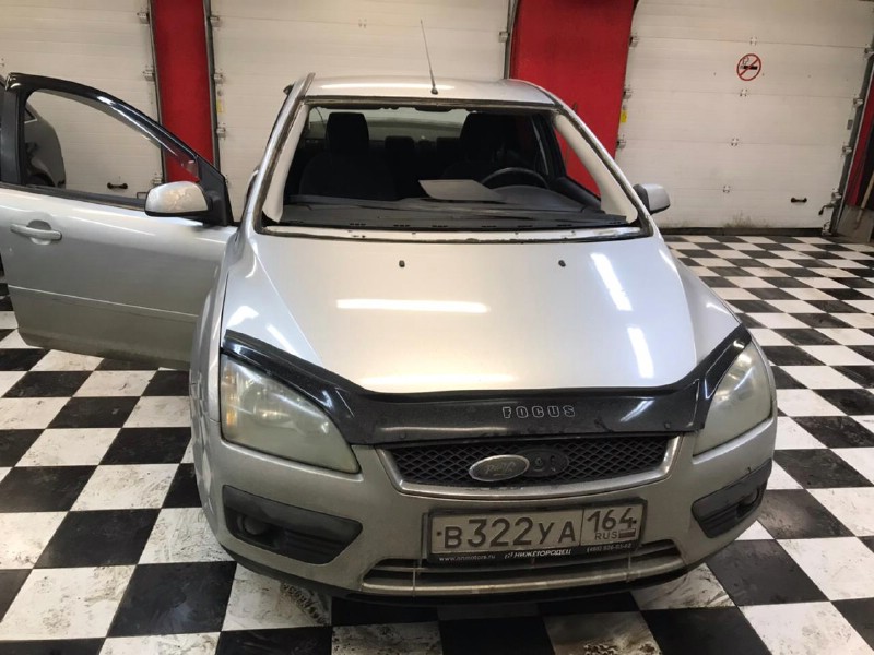 Замена лобового стекла Ford Focus 2