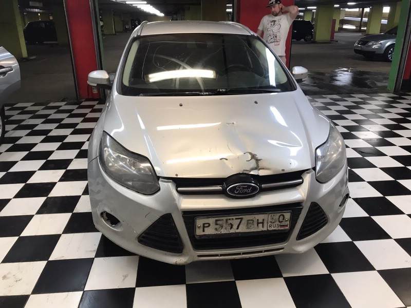 Замена лобового стекла Ford Focus 3