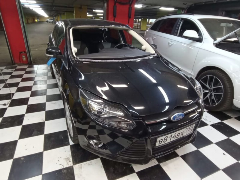 Замена лобового стекла Ford Focus 3