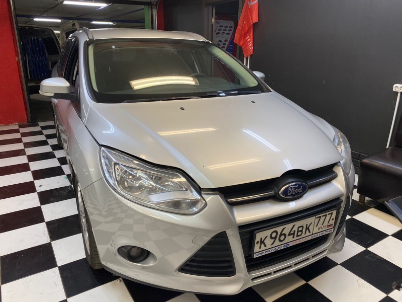Замена лобового стекла Ford Focus 3