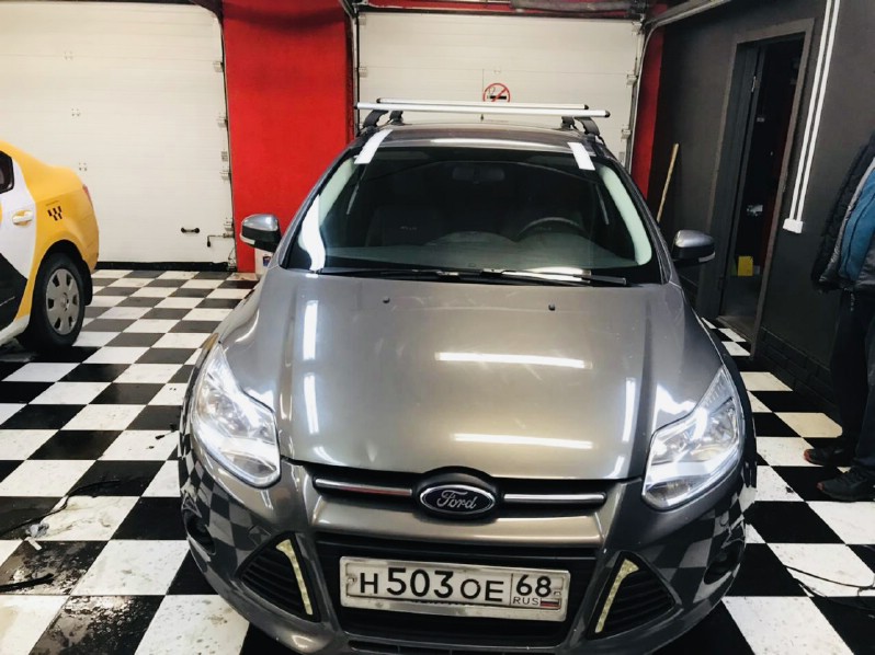 Замена лобового стекла Ford Focus III