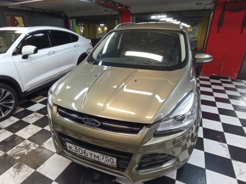 Замена лобового стекла Ford Kuga