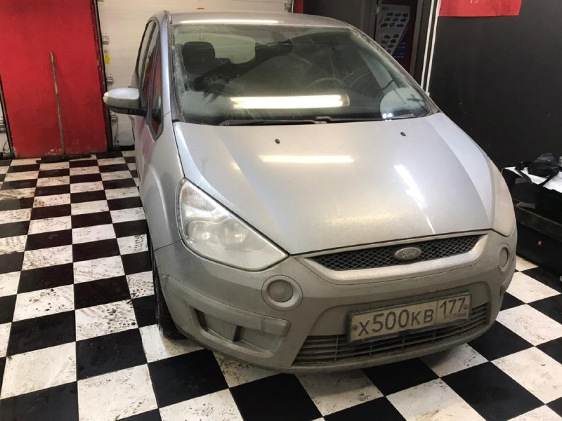 Замена лобового стекла Ford S-Max