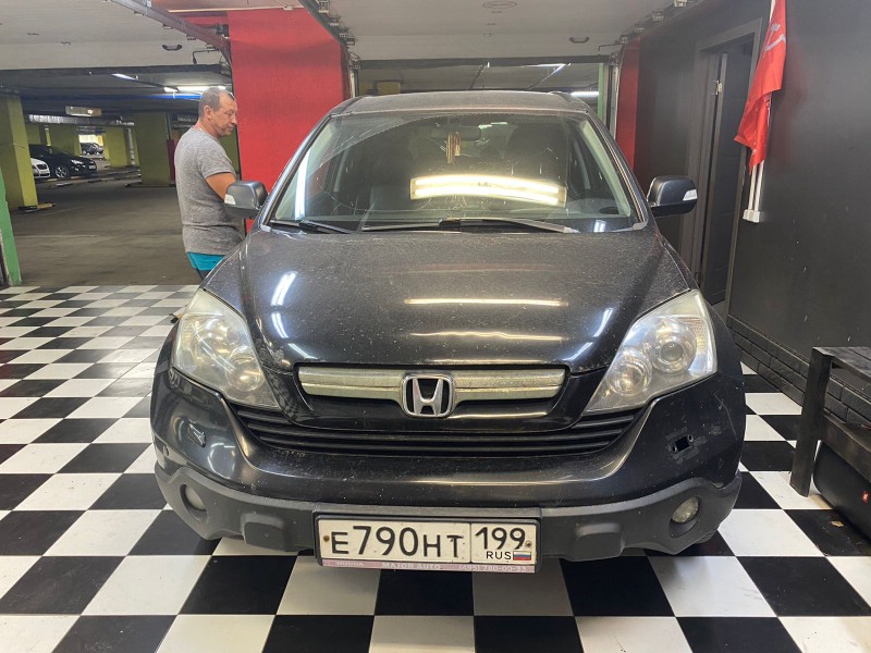 Замена лобового стекла Honda CR-V