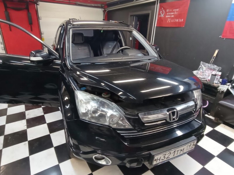 Замена лобового стекла Honda cr-v