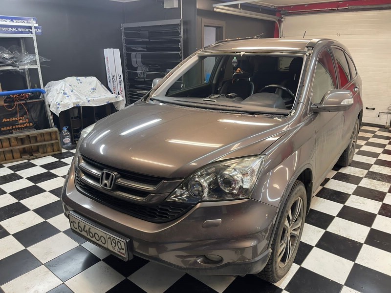 Замена лобового стекла Honda CR-V