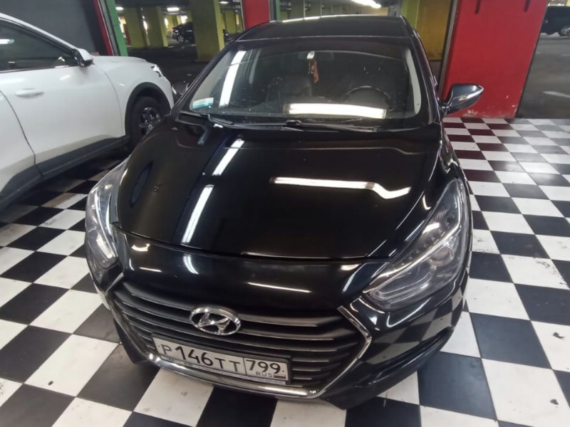 Замена лобового стекла Hyundai Elantra