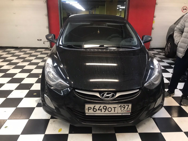 Замена лобового стекла Hyundai Elantra