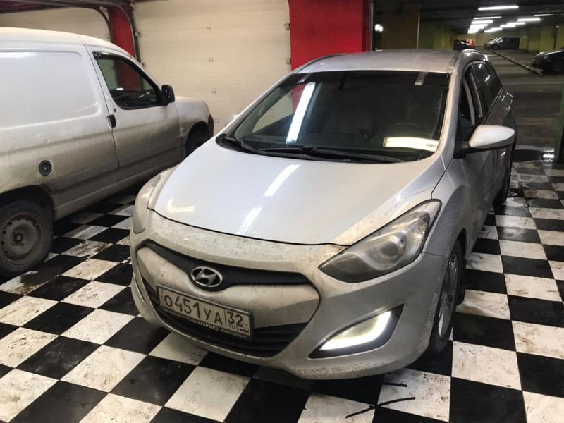 Замена лобового стекла Hyundai i40