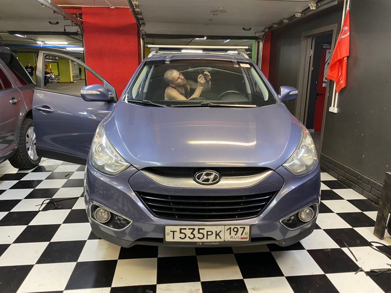 Замена лобового стекла Hyundai ix35