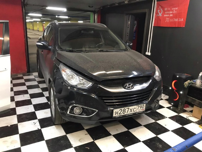 Замена лобового стекла Hyundai ix35
