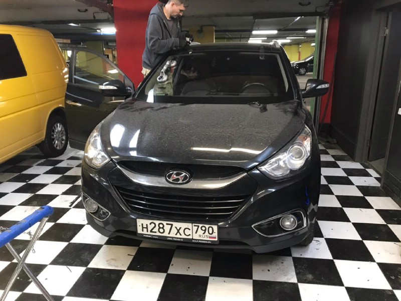 Замена лобового стекла Hyundai ix35