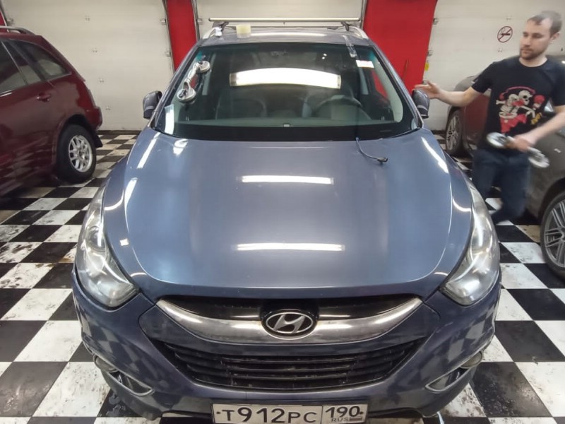 Замена лобового стекла Hyundai ix35