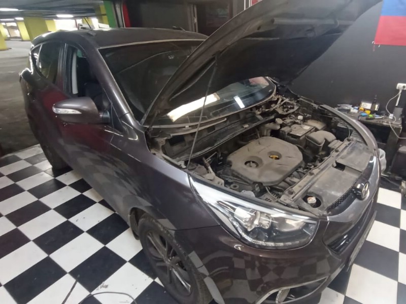 Замена лобового стекла Hyundai ix35