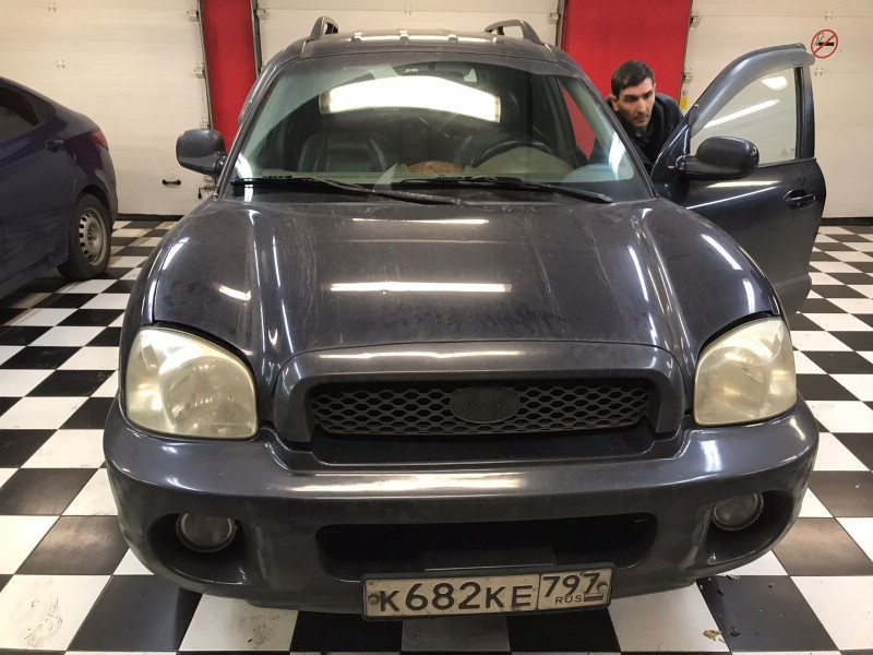 Замена лобового стекла Hyundai Santa Fe