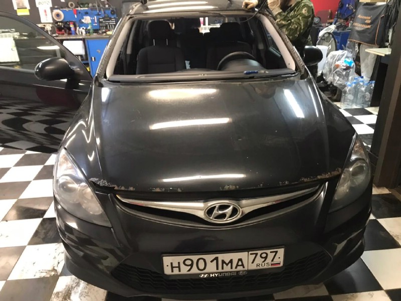 Замена лобового стекла Hyundai Solaris
