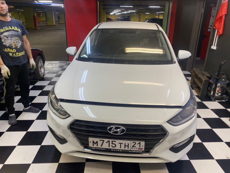 Замена лобового стекла Hyundai Solaris