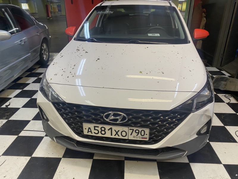 Замена лобового стекла Hyundai Solaris