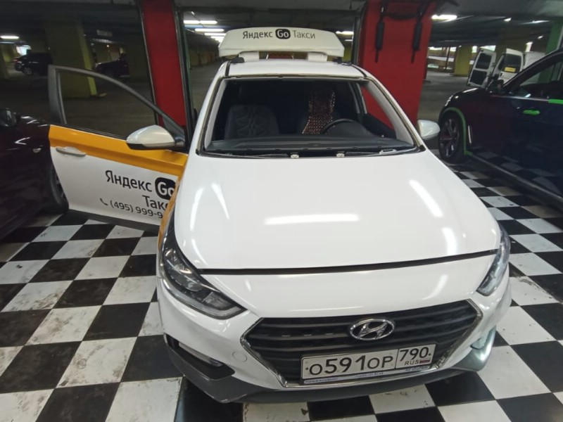 Замена лобового стекла Hyundai Solaris