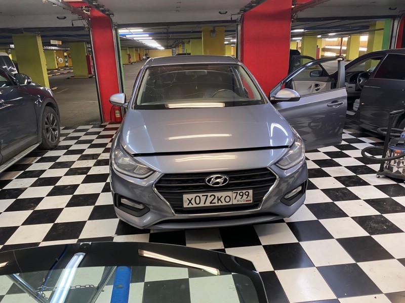 Замена лобового стекла Hyundai Solaris