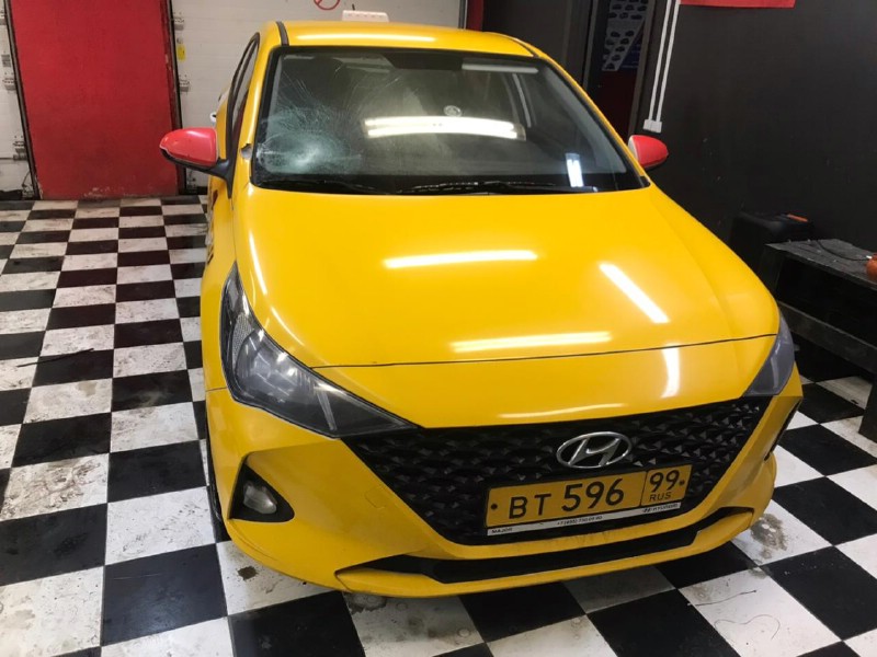 Замена лобового стекла Hyundai Solaris