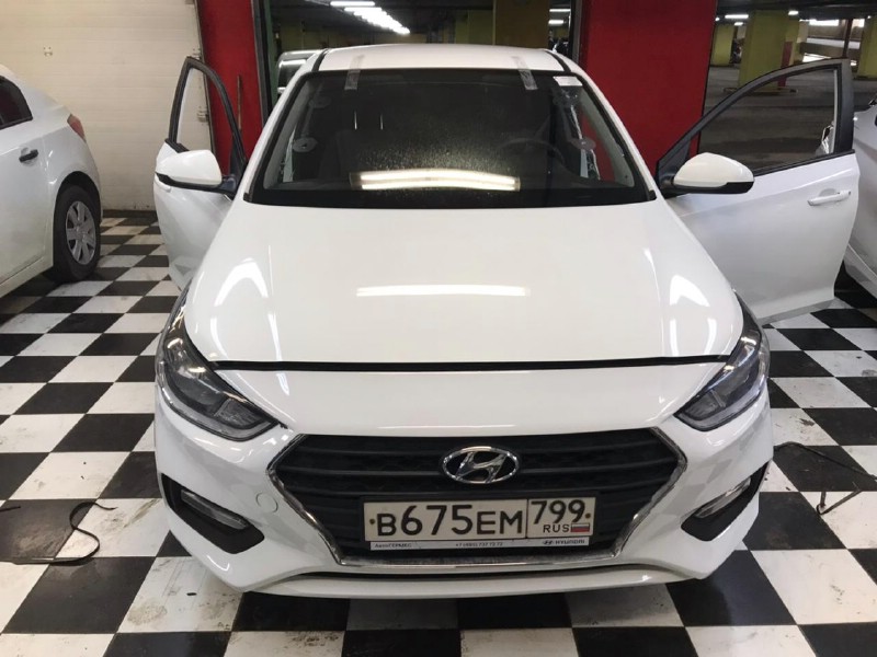Замена лобового стекла Hyundai Solaris