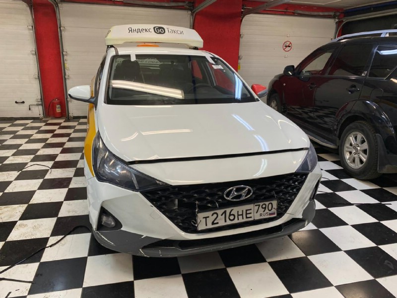Замена лобового стекла Hyundai Solaris