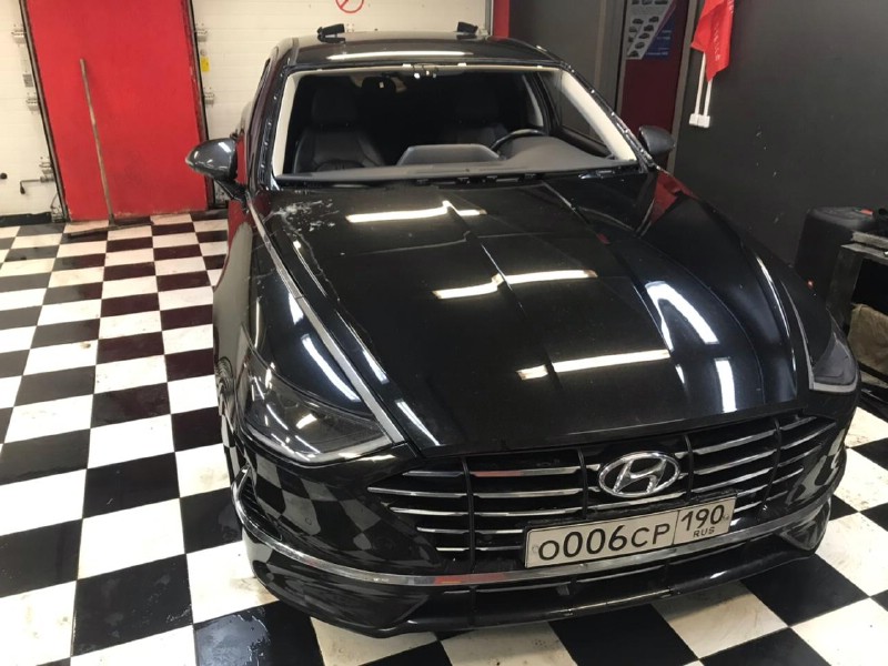 Замена лобового стекла Hyundai Sonata