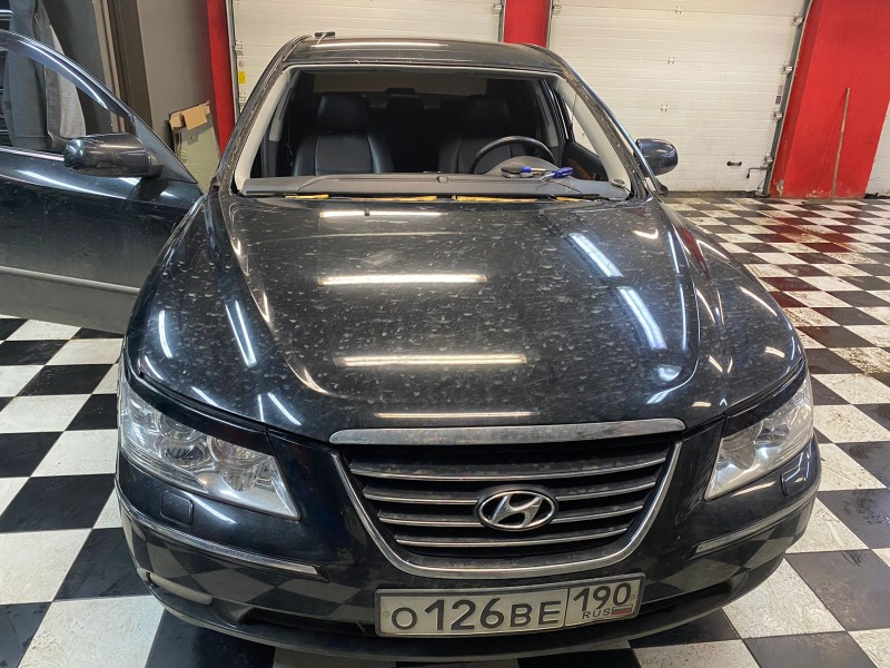 Замена лобового стекла Hyundai Sonata NF