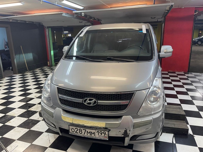 Замена лобового стекла Hyundai Starex