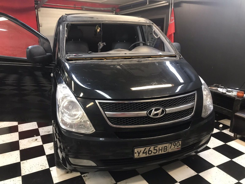 Замена лобового стекла Hyundai Starex