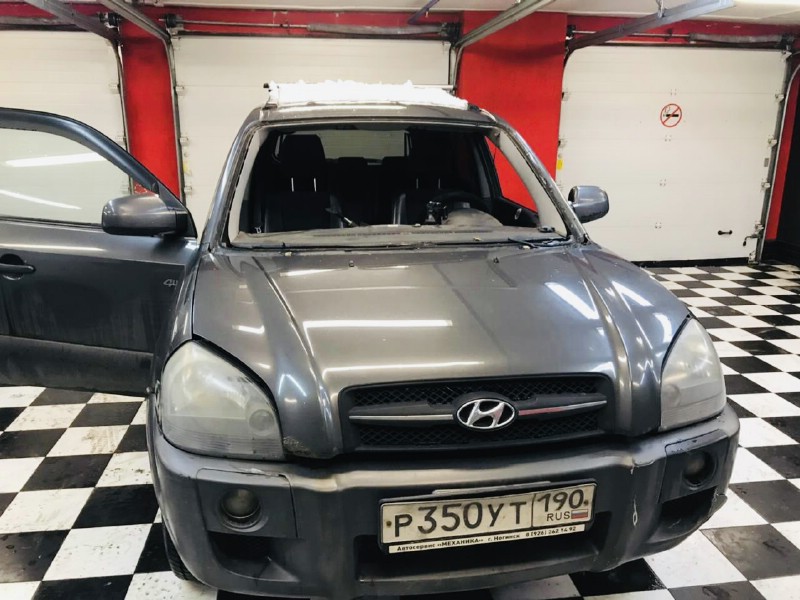 Замена лобового стекла Hyundai Tucson