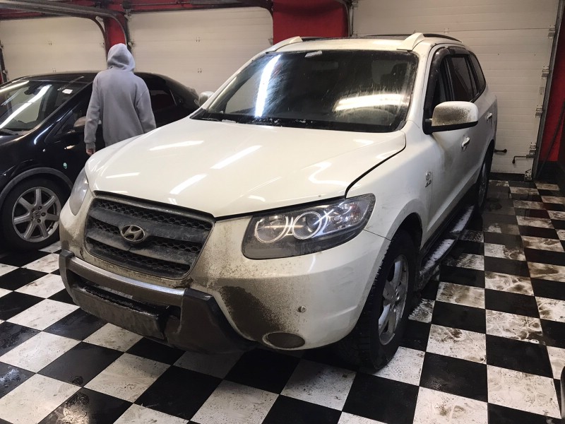Замена лобового стекла Hyundai Tucson