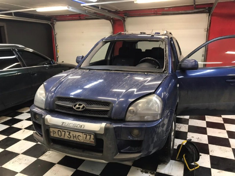 Замена лобового стекла Hyundai Tucson