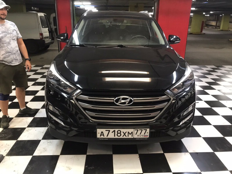 Замена лобового стекла Hyundai Tucson