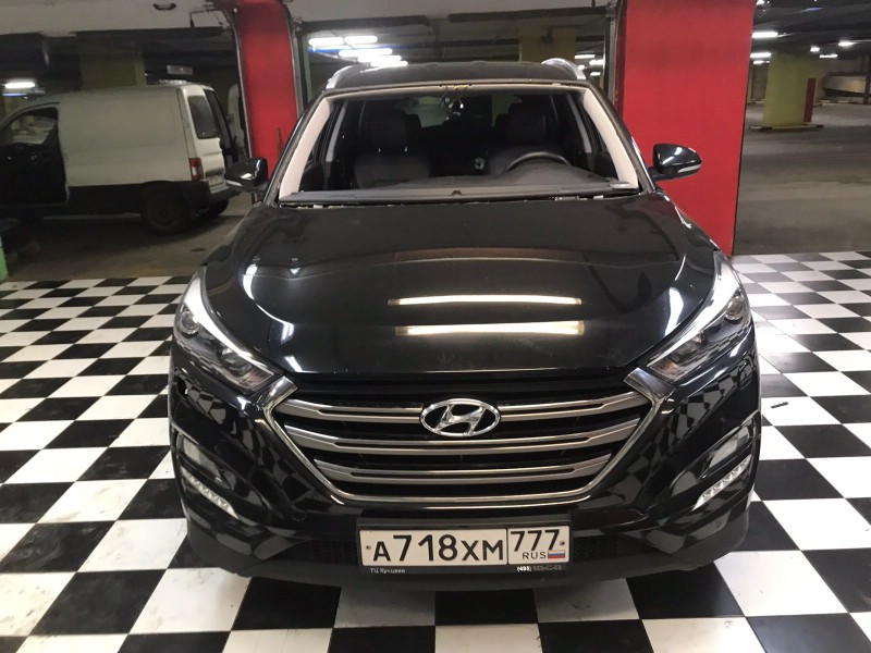 Замена лобового стекла Hyundai Tucson