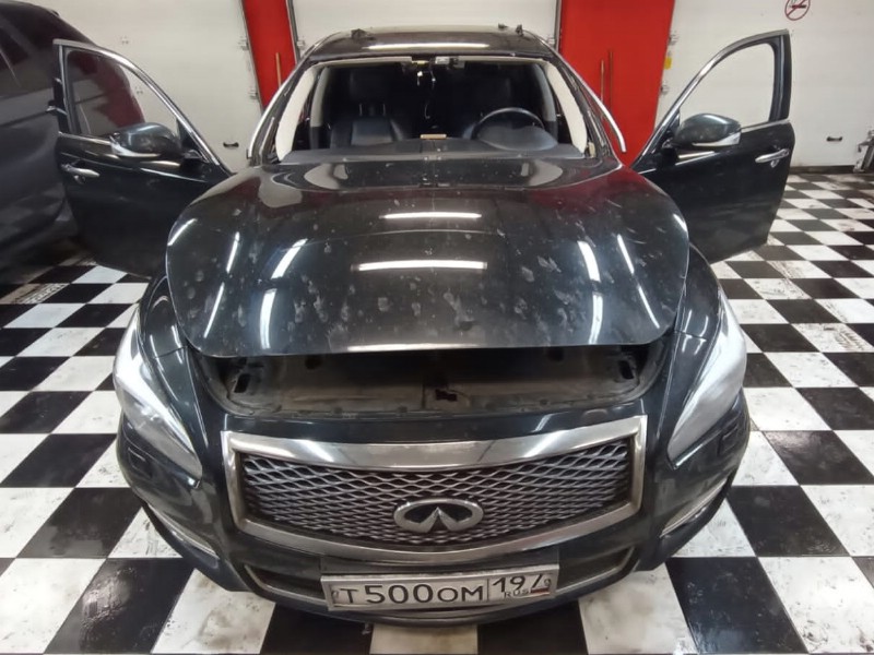 Замена лобового стекла Infinity G70