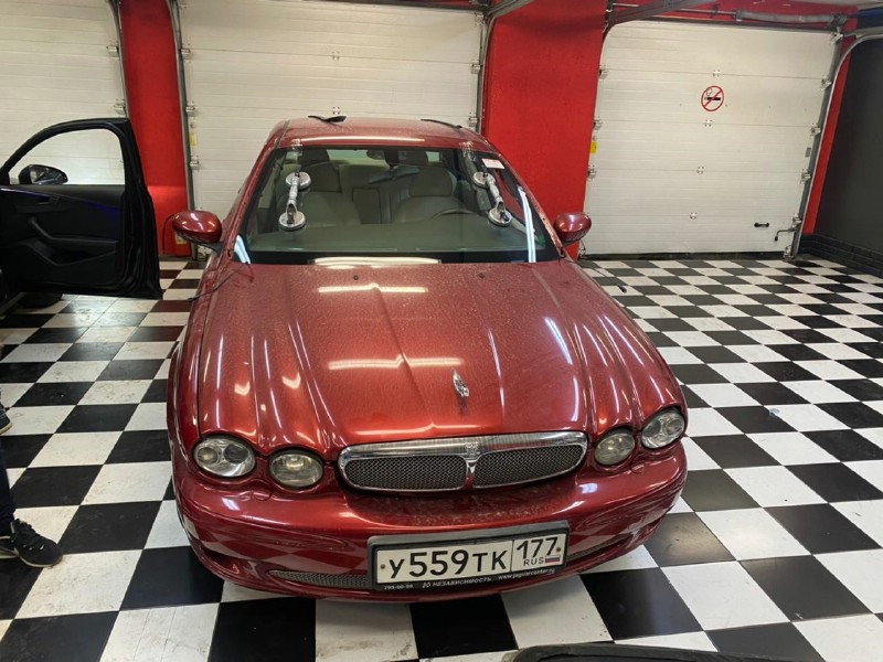 Замена лобового стекла Jaguar X-Type