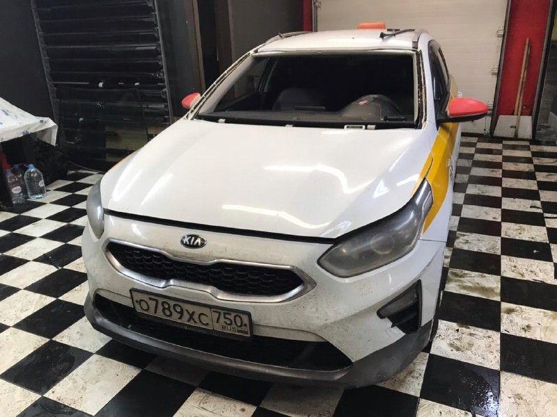 Замена лобового стекла Kia Ceed