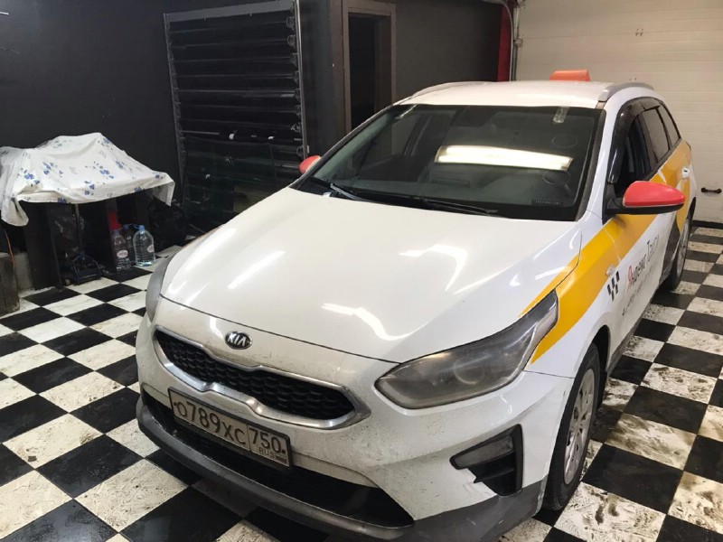 Замена лобового стекла Kia Ceed