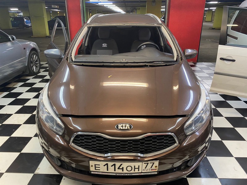 Замена лобового стекла Kia Ceed