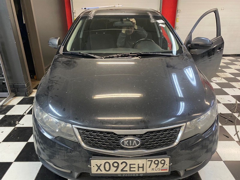 Замена лобового стекла Kia Cerato