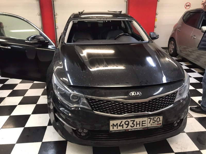 Замена лобоовго стекла Kia Optima
